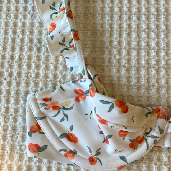 SOLD Abercrombie and Fitch | Swim Suit Bundle XS - Picture 6 of 8